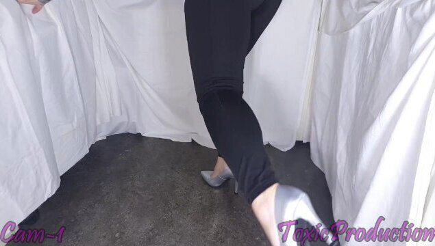 Silver heels popping baloons