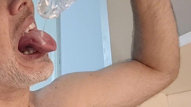 Deepthroat, face fuck spit