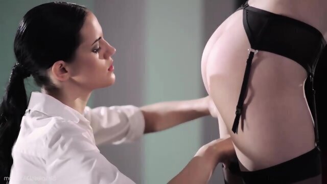 Maria Strapon Instead Interview