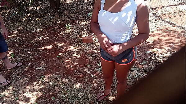 Calcinha adolescente inter-racial