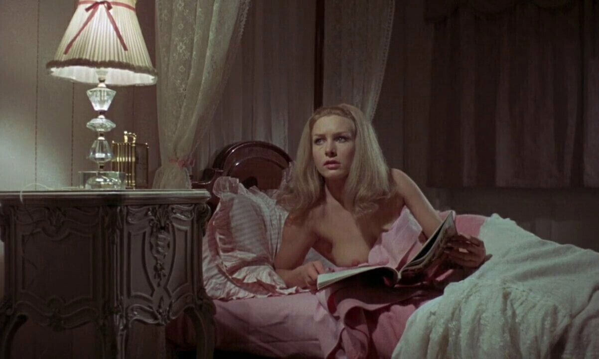 Virginia Wetherell ''The Curse Crimson Altar''