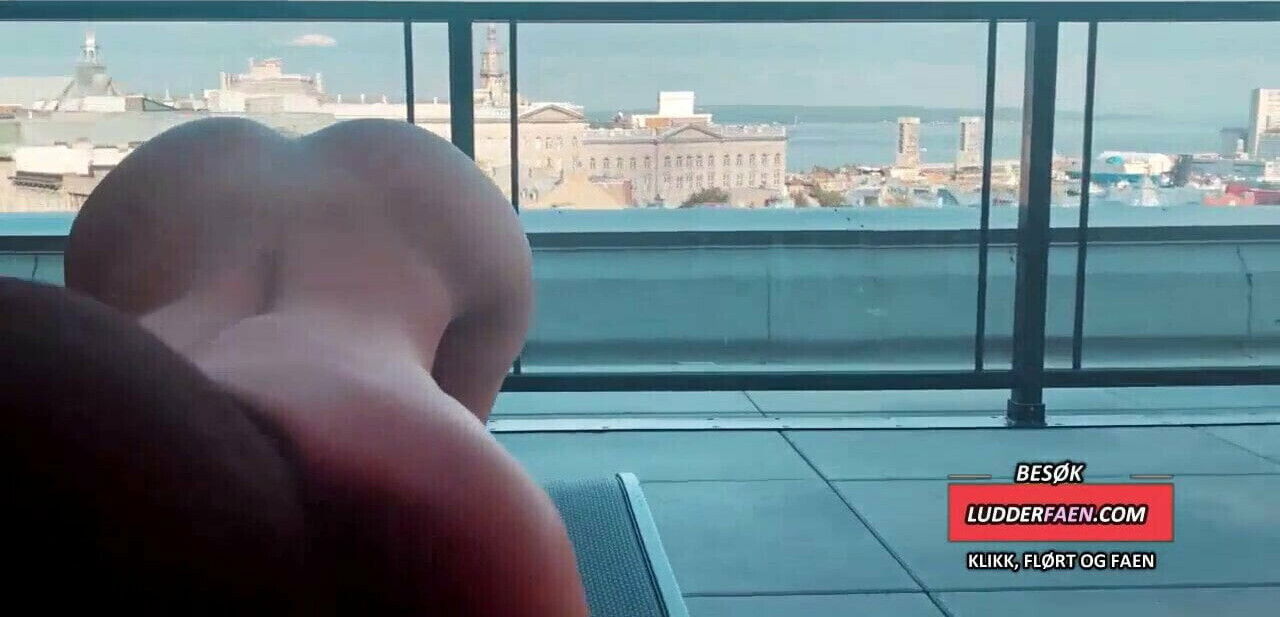 KNULLET VARME LAERER TAKET SKOLEN HENNES