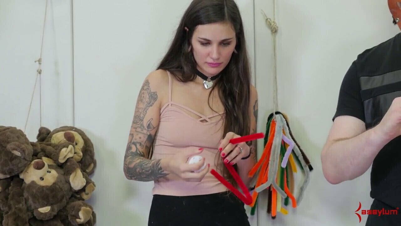 Threeway spitroast BDSM teen