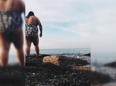 Chub Sucks Dildo Public Beach Womans Swim Suit!