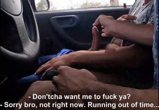 Chupando verga en un callejon