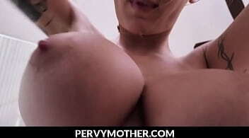 Fucked Stepmom While Training in Home Natasha Starr