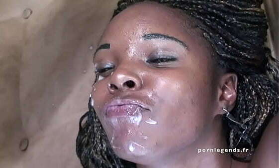 Stacy Adams, artiste gros seins noirs, fait d&eacute_foncer chatte belle queue