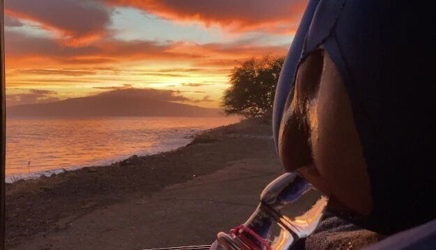 discretely Plug your Butt outdoors. Educational scenery video