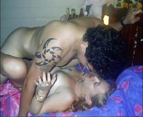 CUCKOLD SLUT FUCKS PIZZA HUBBY TAKES PICS