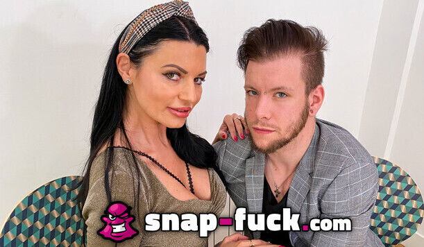 Fuckboy convinces MILF from France fuck! SNAP-FUCK.com