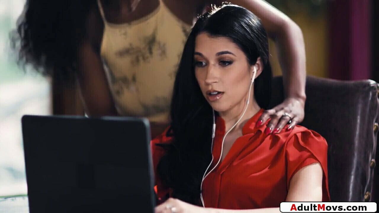 ebony licks pussy during conference call