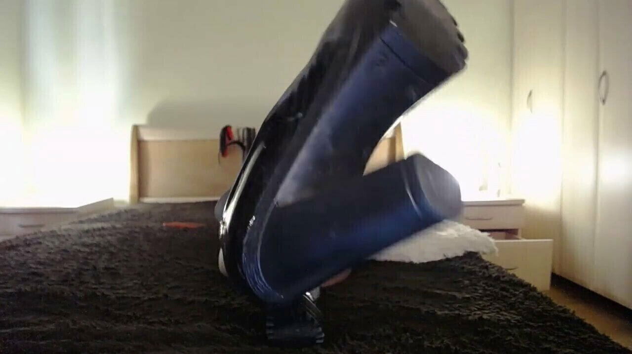 Clean fucking heels, beta loser! Polish them! sound)