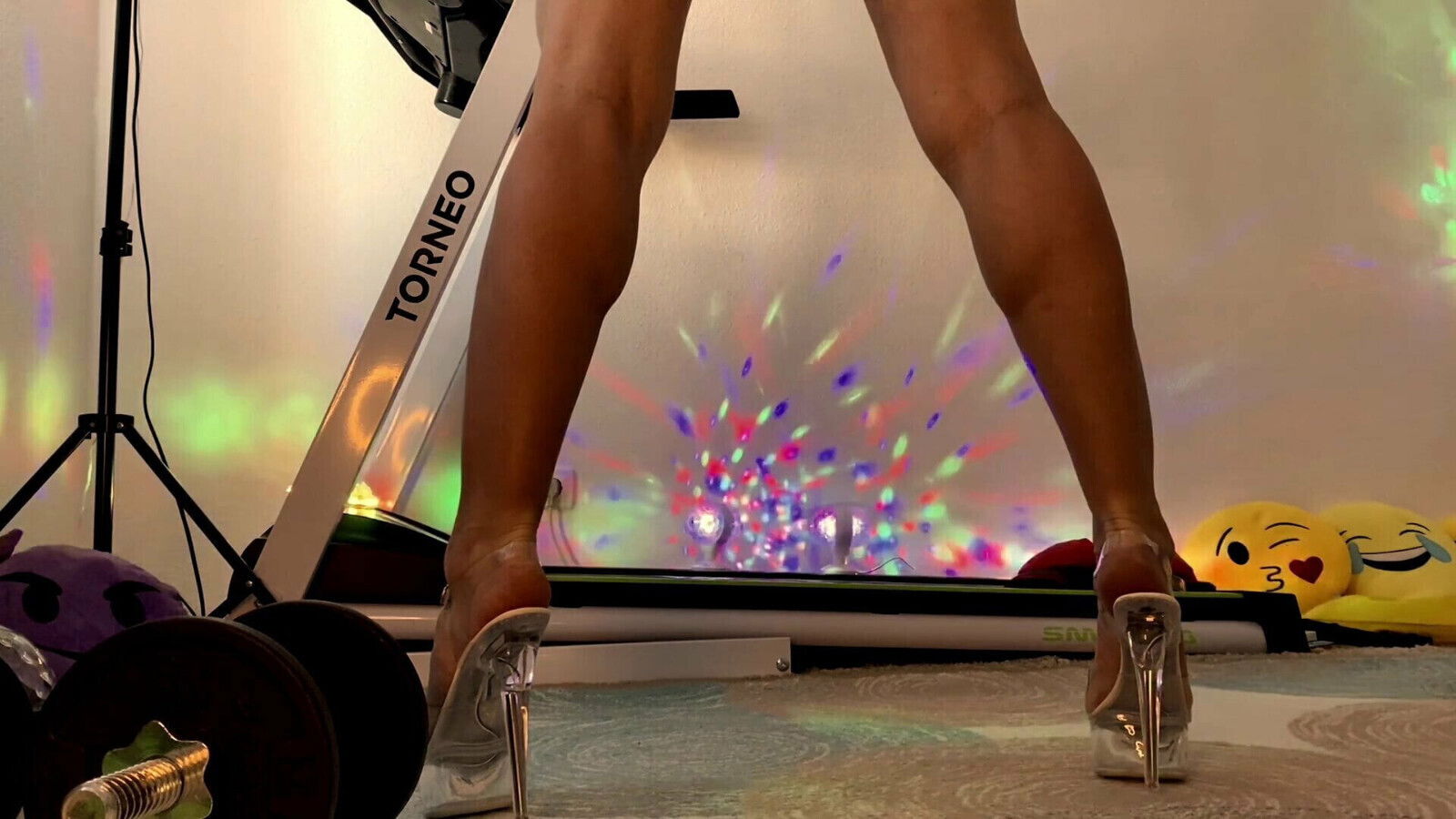 Foot fetish with heels