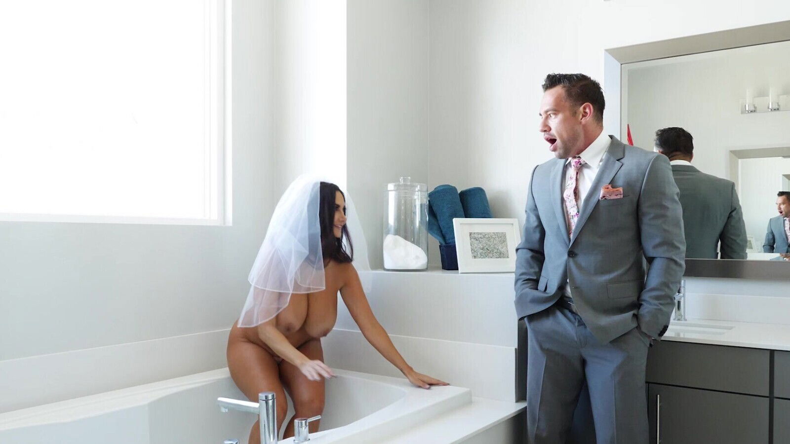 Bride gets last chance fuck with best