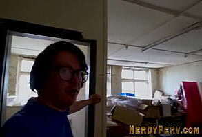 Euro slut sucking yorkie dicks in threesome