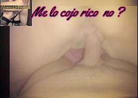 Saltando de alegr&iacute_a sobre la hermosa pija del profe/ Profe-AlumnaU