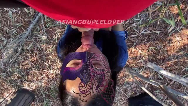 Eater Filipina Asian Gives Blowjob Stranger public Park With Passing Cars