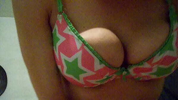 Sexy Girlfriend Rides Huge Throwback Video First Date. Cute Holding Giant Tits, Passionate With Condom AshleyHD (Ashley Rosi) Rides Zach &amp_ Cums Hard