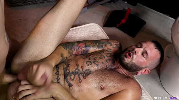 NextDoorRaw Slutty Flip Fucks &amp_ Breeds Sweaty Hairy Assed Master