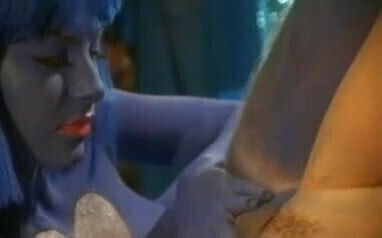 Blonde shorthaired fuck with the blues