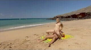 Blond long-haired Beauty gets fucked beach