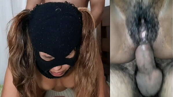 Cadelinha recebendo piroca c&uacute_ adoro