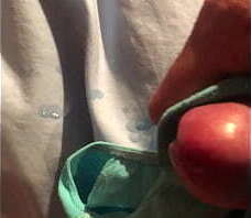 En la cama de una vecina