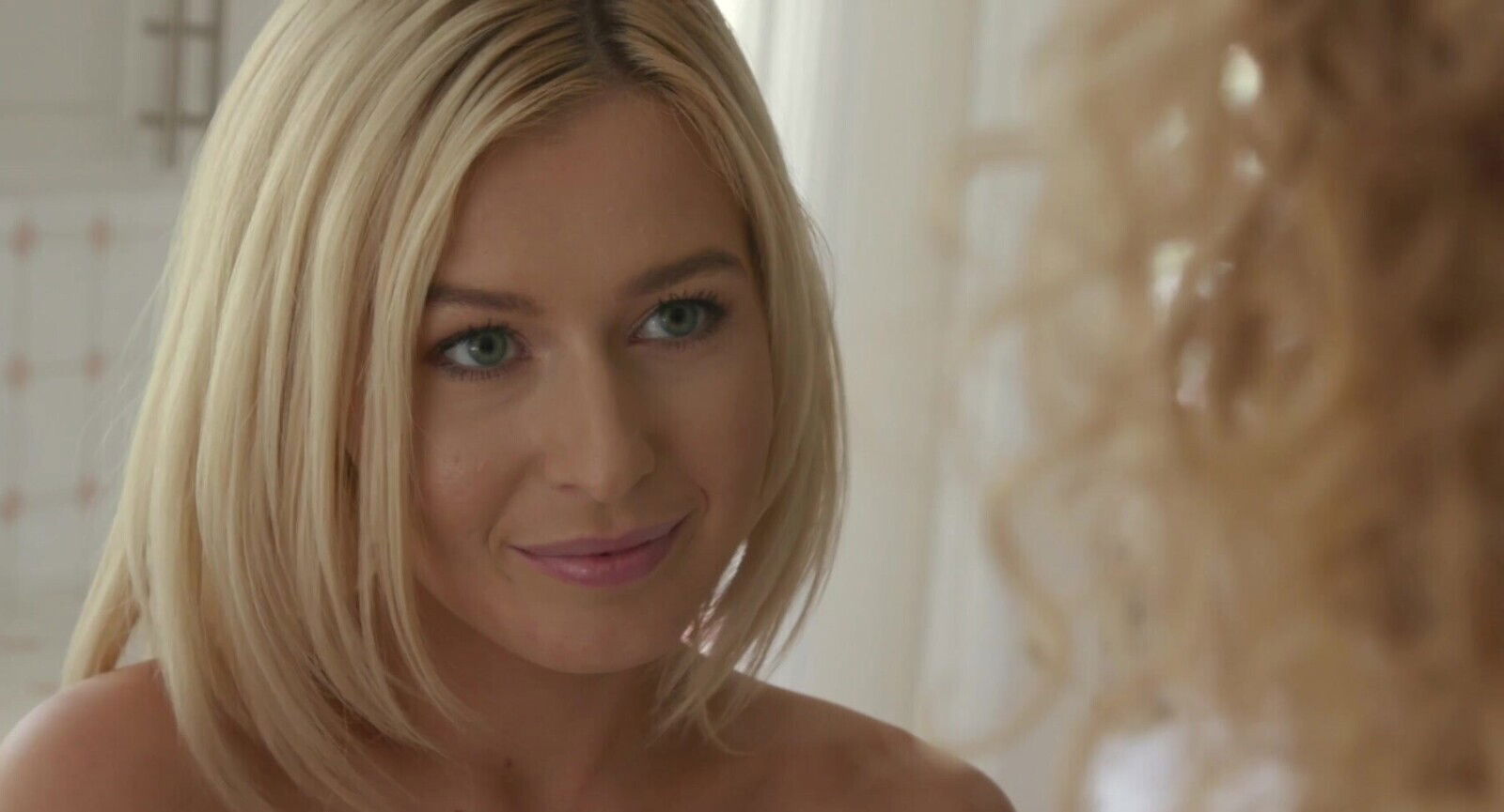 Skinny Mynxx Marley enjoys while getting fucked