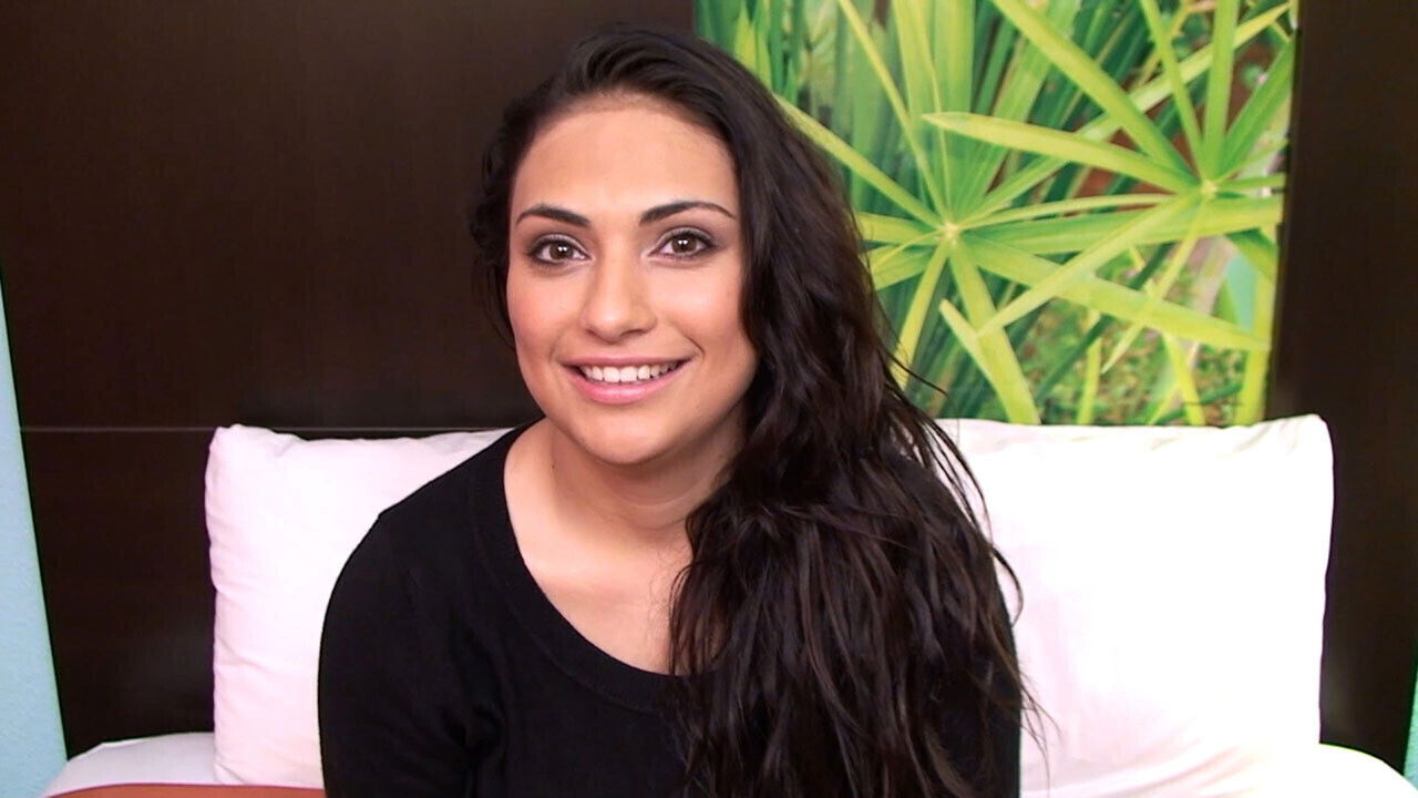 Brunette teen sucks style