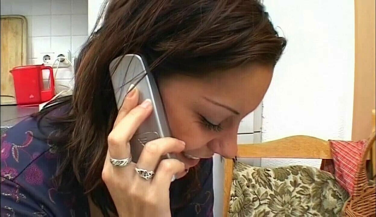 Sex-Anzeige bringt heissen Fick Kueche