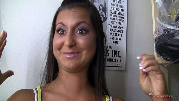 amateur Cassidy Morgan wants Paint Face!