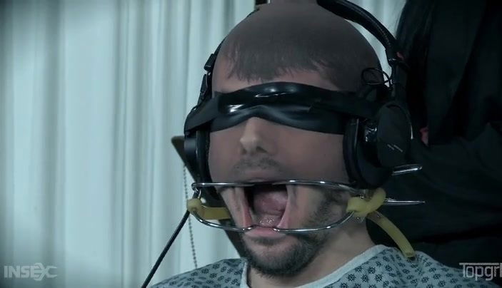 Mistress eagerly abuses tied