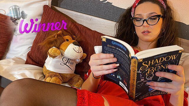 Brunette Small Tight Pussy Isabella shows Lingerie Haul LEONS