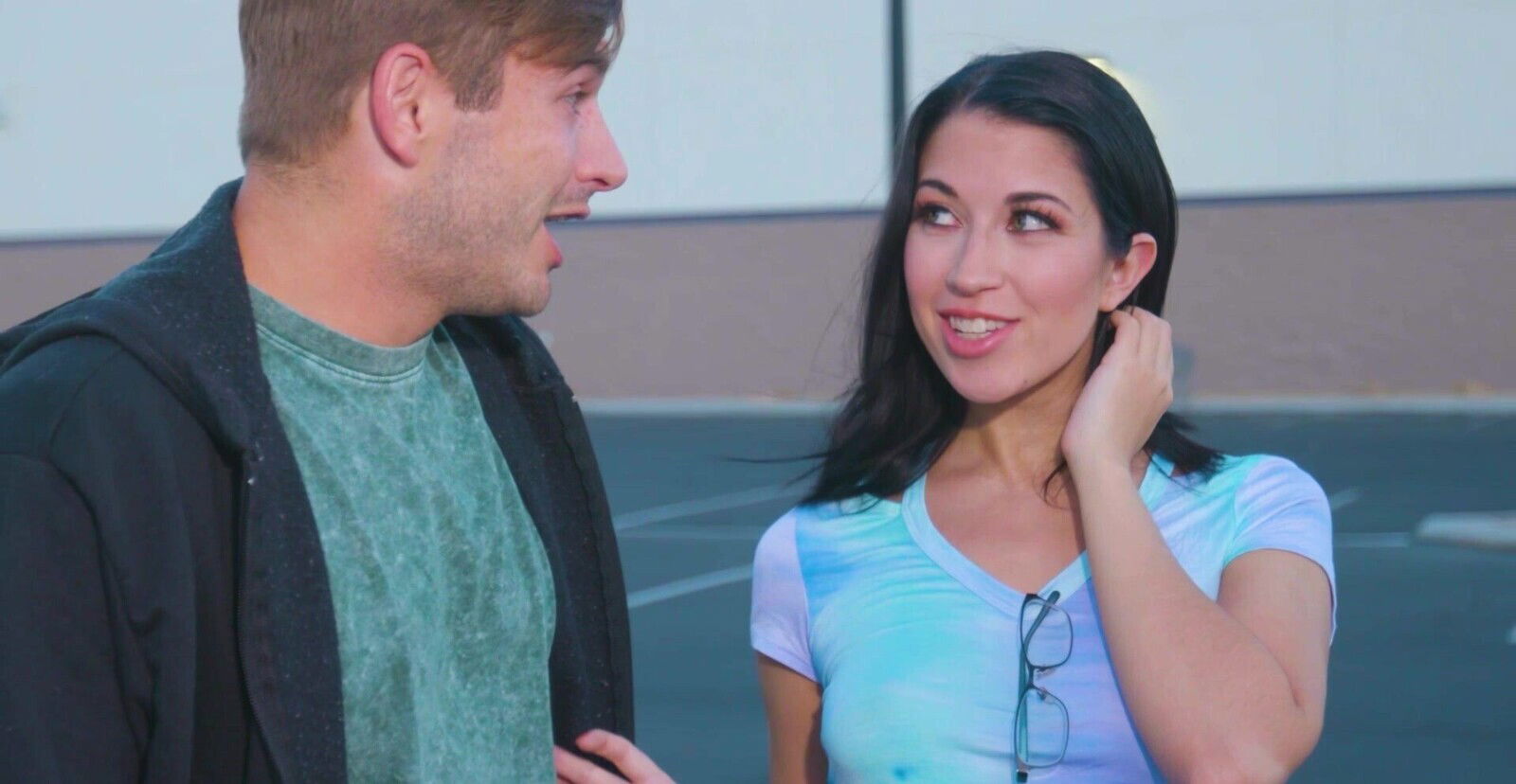 Natural boobs cutie Alex Coal gives blowjob gets fucked good