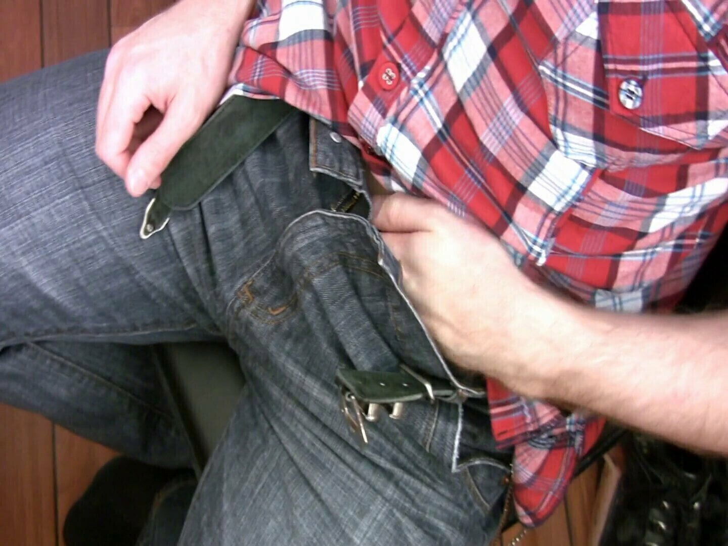 Finnish couple invites third wheel amateur groupsex