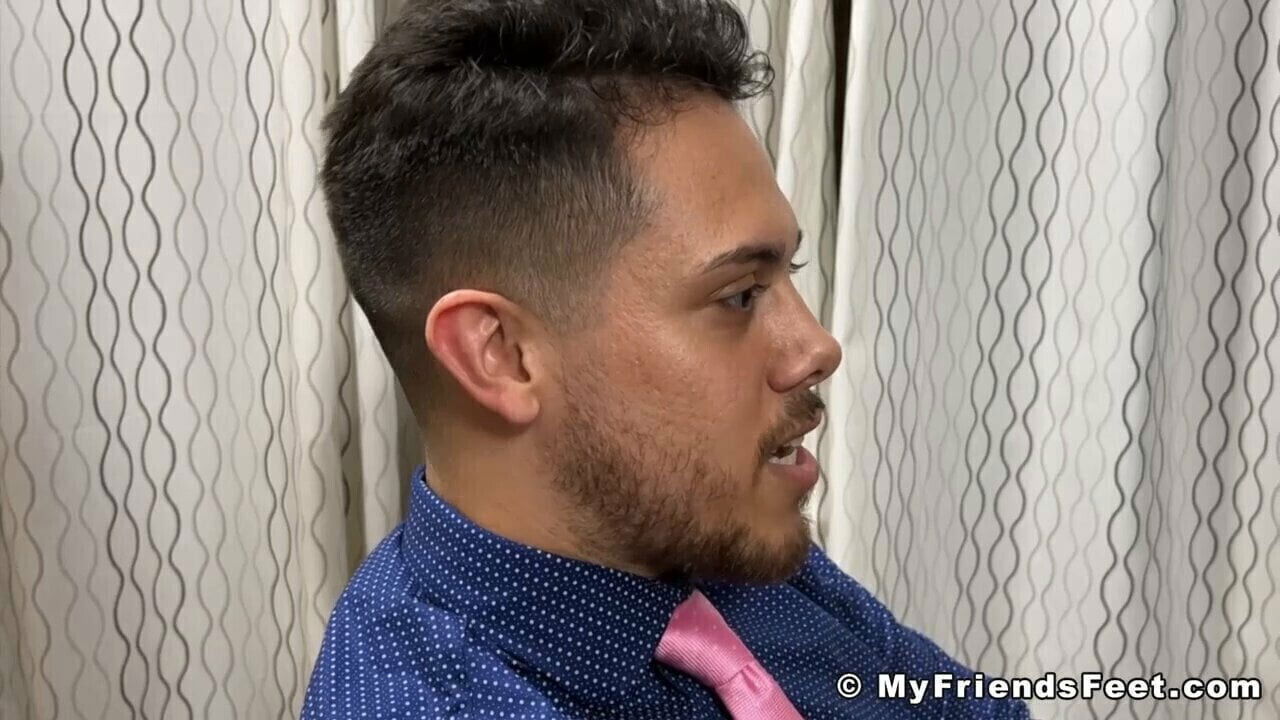 Dominant makes young stud lick yummy toes soles