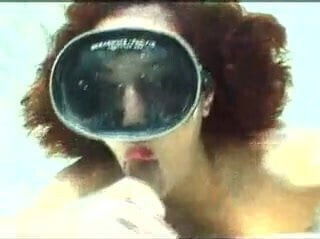 Sensual Underwater Love!