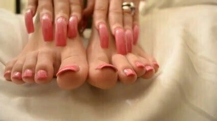 PINK NAILS FETISH