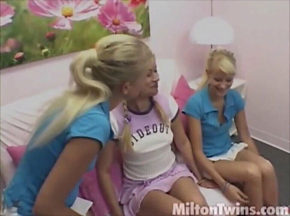 girl lesbo teen trio horny