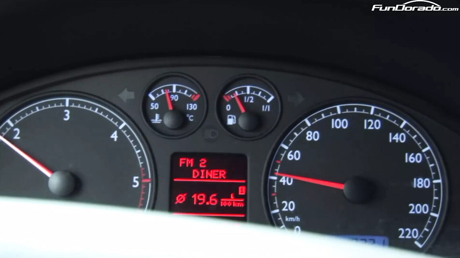 Versaute Anhalterin BumsBus mitgenommen gebumbst