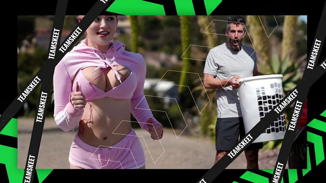 Titted Milf Gets Stuffed Thanksgiving