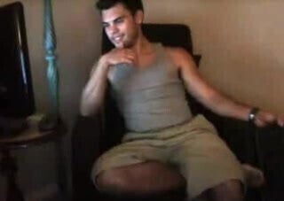 Straight guys feet webcam #153