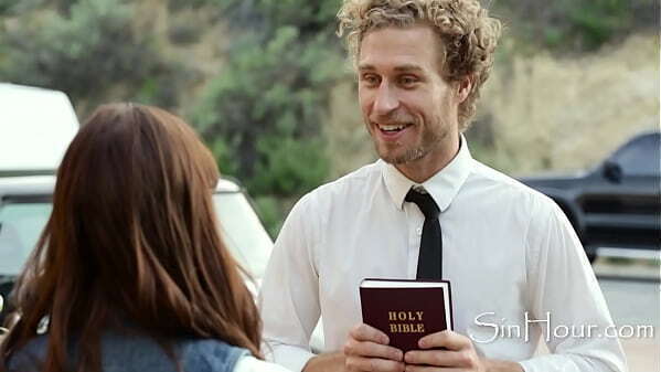 Horny Girl Marries Dumb Preacher Quick Fuck Alison