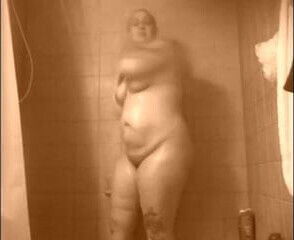 Amateur Shower BBW