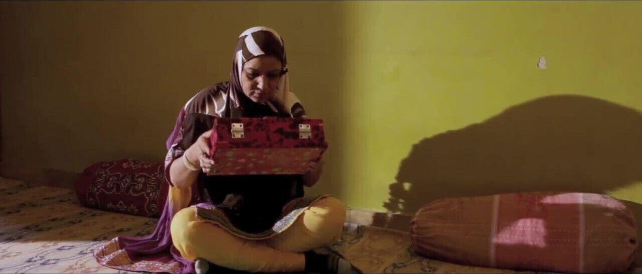 Munni Metric Pass clip