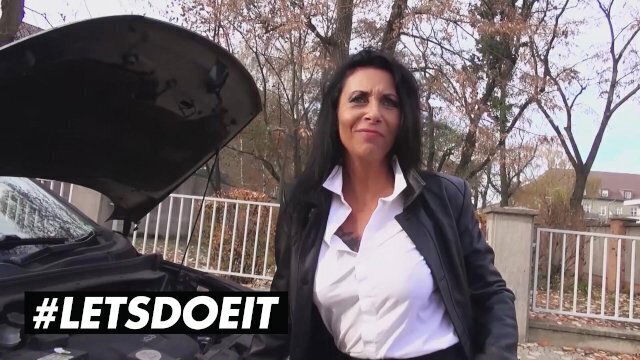BUMSBUS Busty MILF Lady Paris Excited Great Outdoor Riding Session LETSDOEIT