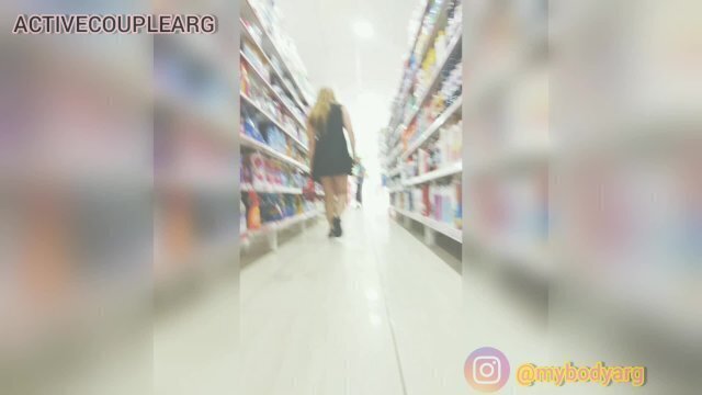 bragas compras mercado publico hablando gente calle