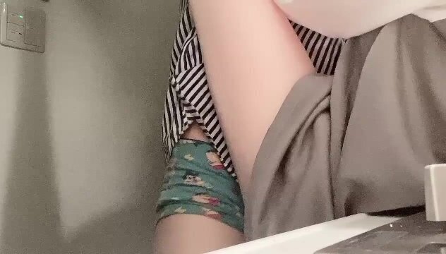 【女性向け】料理中にムラムラしたイケメン彼氏は硬いチンチンを入れて激しく中出し