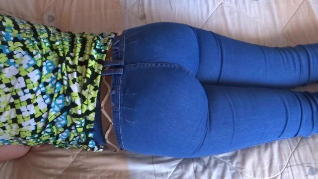 wife wants fuck first boyfriend, shows starts touching herself