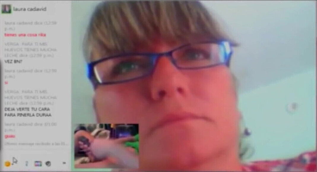 mi leche para laura y sus tetas